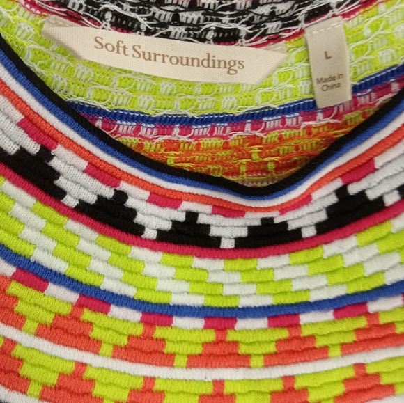 Soft Surroundings Carnival Top - Picture 5 of 6